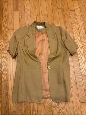 Tan Short Sleeve Single-Button Blazer